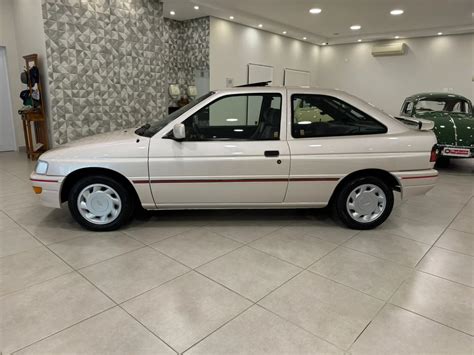 escort ficha técnica|Ford Escort 